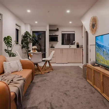 The Coolest Townhouse In Christchurch